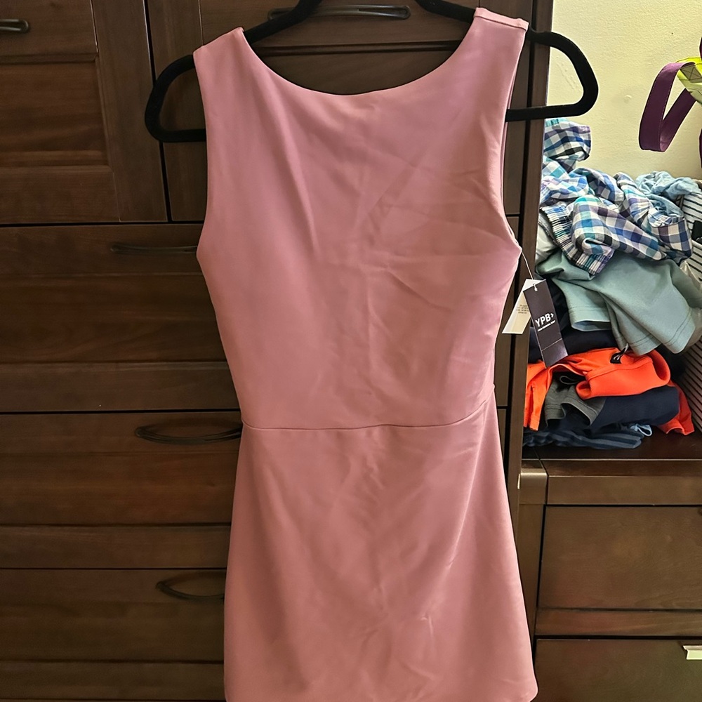Elegant Pink Sleeveless Dress